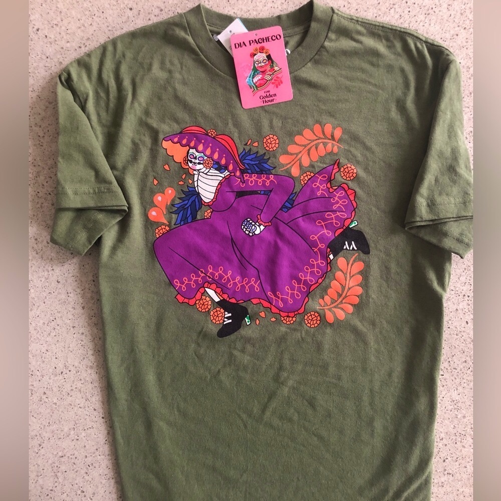 Dia Pacheco Art-To-Wear NWT 100% Soft Cotton T-shirt - Sizes S or L avai…